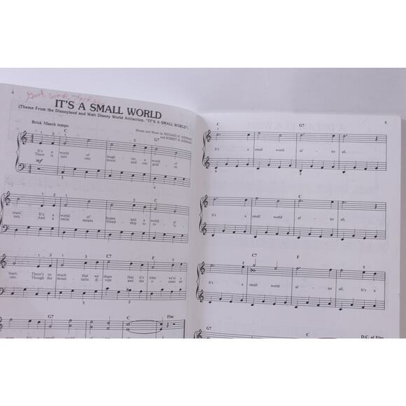 The Best of Disney, 30 All-Time Favorites, Easy Piano, Arranged by Dan Fox - Picture 5 of 5